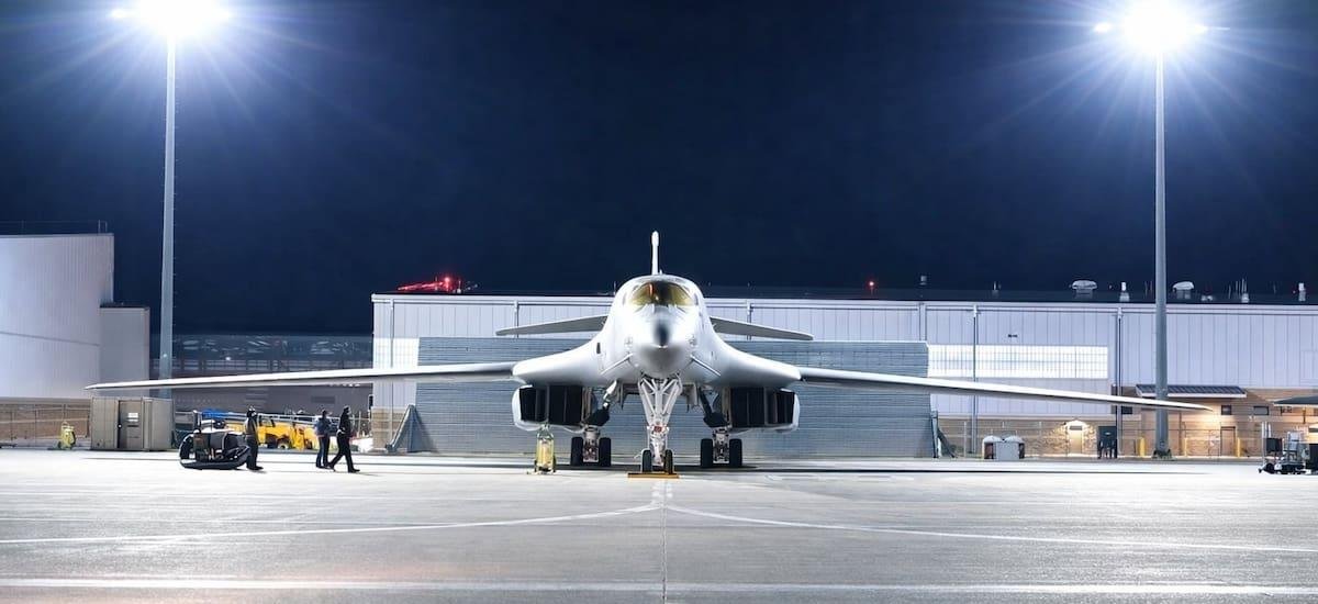 Escala la tensión en Irán: EE.UU. bombardeó objetivos con los temidos aviones B-1 Lancer