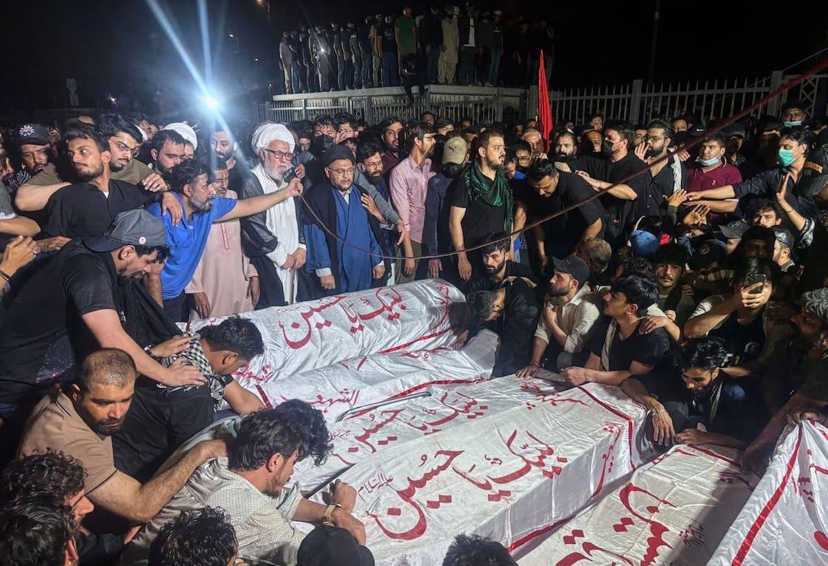 Pakistán despliega tropas e impone toque de queda tras protestas mortales por ataques a Irán