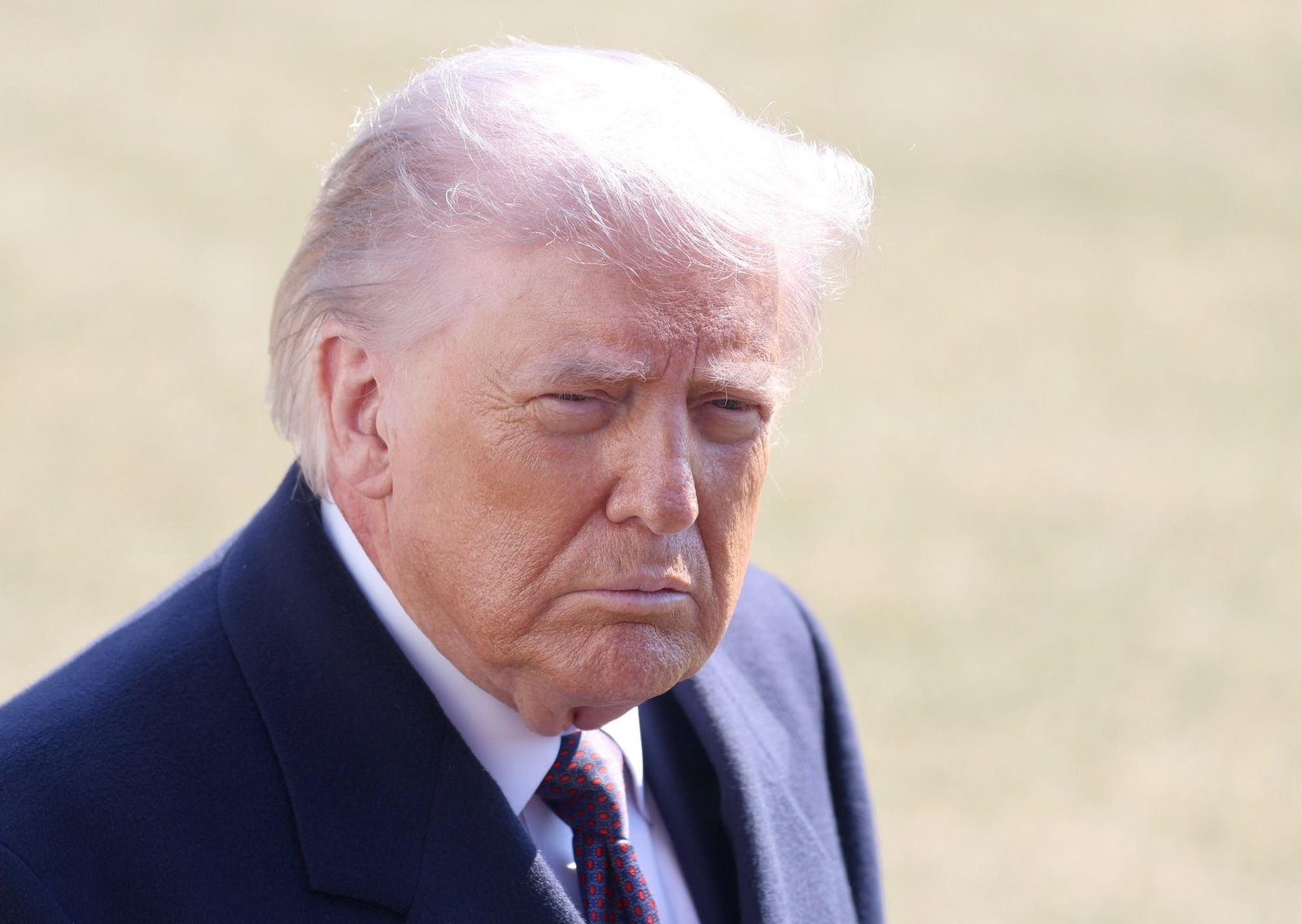 Malas noticias sobre permisos de trabajo y green card en EE.UU.: USCIS podría dejar de aceptar solicitudes por una nueva medida