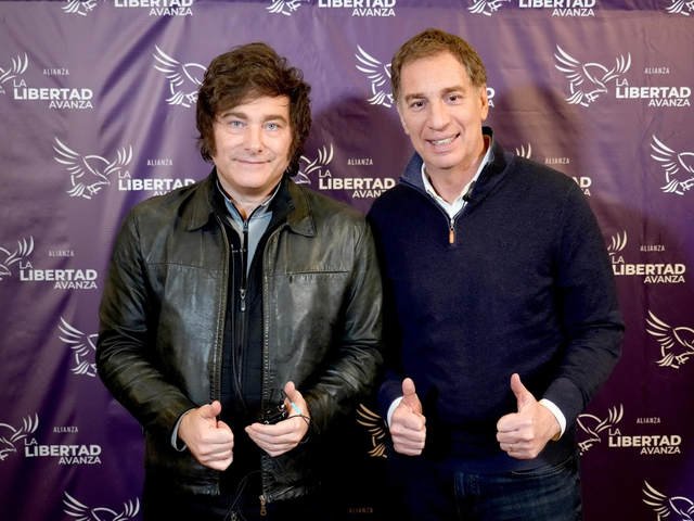 Milei sorprendiГі con la designaciГіn de Santilli en Interior y postergГі la llegada de Santiago Caputo al gabinete