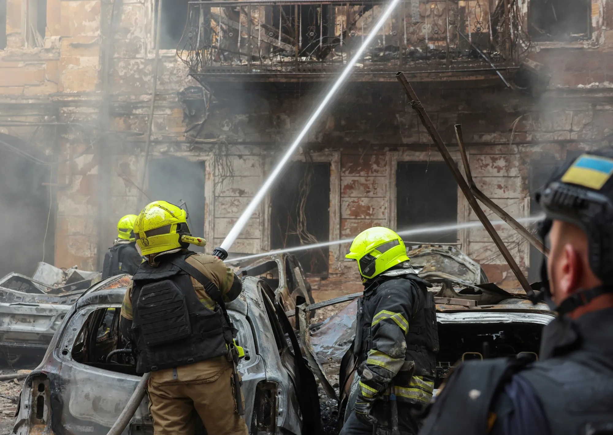 Fuerte oleada de ataques cruzados entre Rusia y Ucrania en plena noche: hay al menos 7 muertos