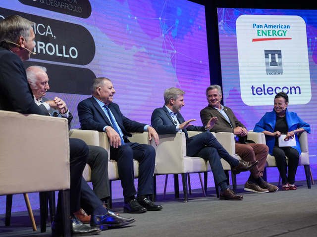 Democracia y Desarrollo: Frigerio asegurГі que вЂњel campo seguirГЎ siendo la locomotora de ArgentinaвЂќ