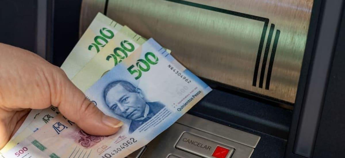 El SAT no perdona a los pensionados: titulares del IMSS ahora deberán pagar impuestos que antes estaban exentos