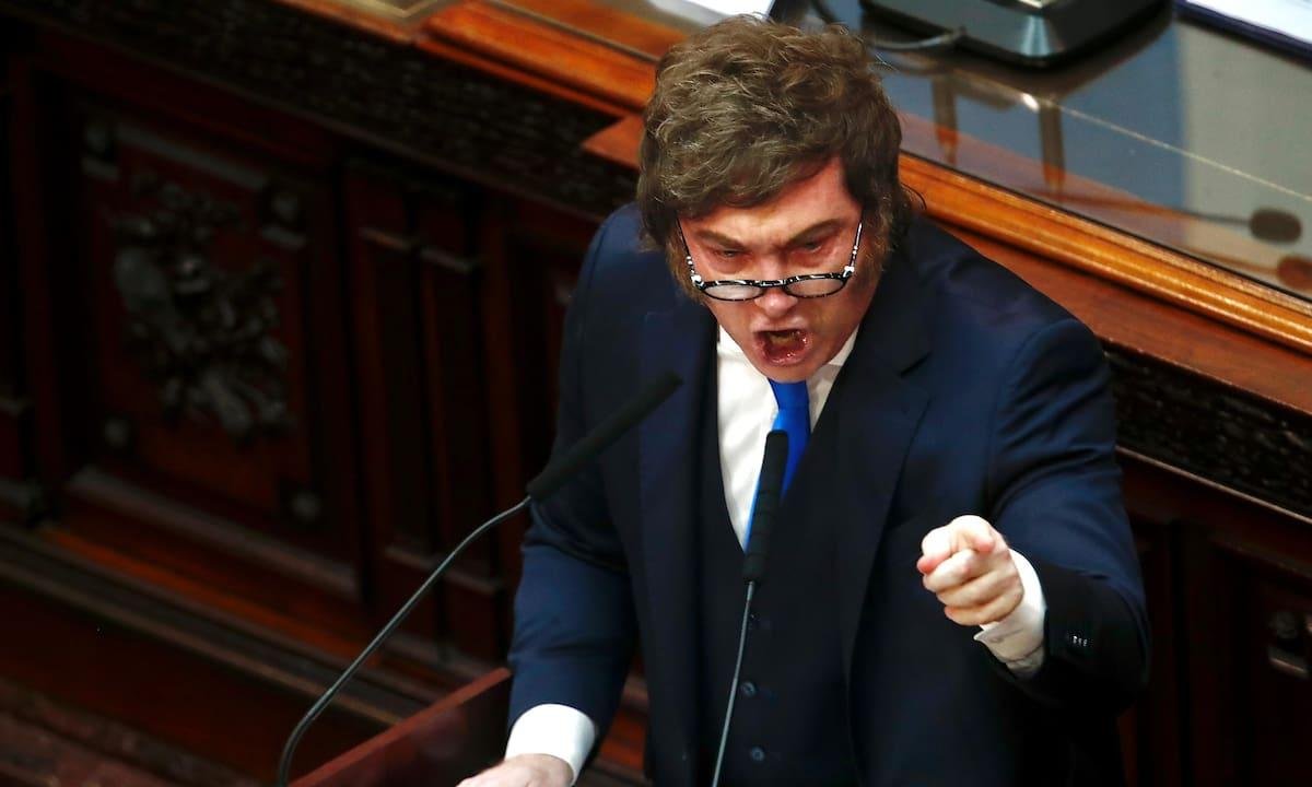 Un show de agravios sin anuncios