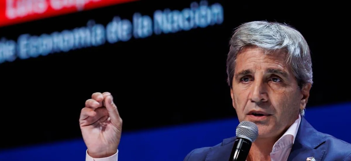 Tras el dato de inflación de febrero, Caputo confirmó que sigue firme la meta de empezar con 0% antes de fin de año