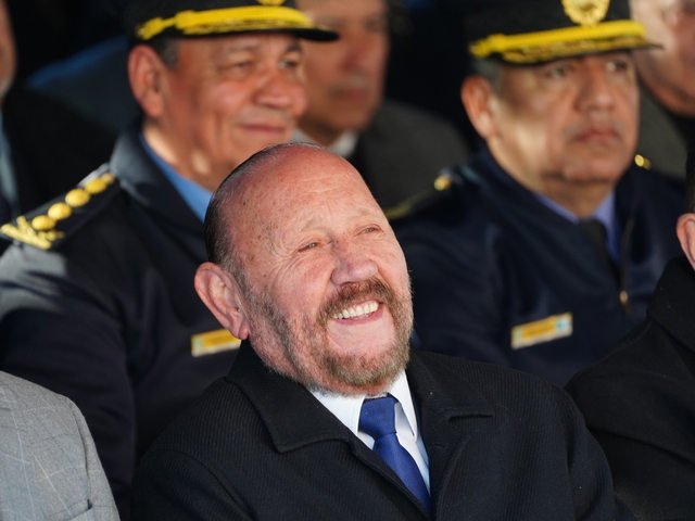 La Corte activГі una causa contra la reforma constitucional que le permite a Gildo InsfrГЎn volver a ser gobernador de Formosa