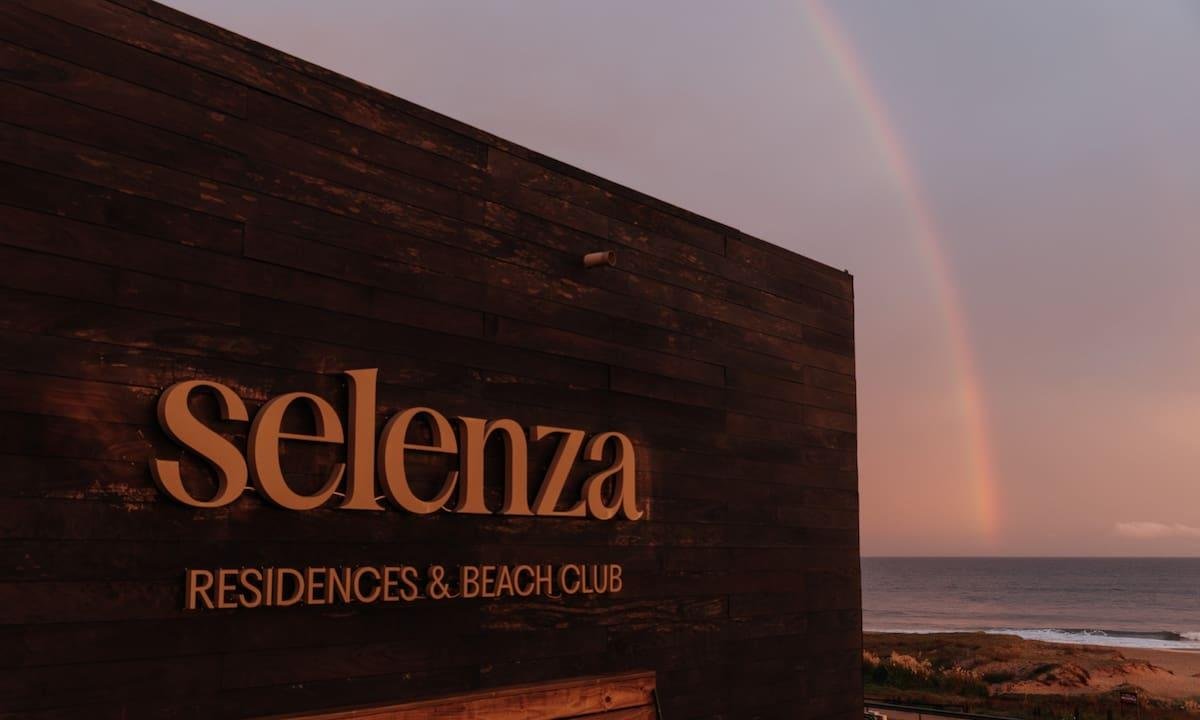 Vida de playa con servicios, seguridad y actividades de club: el proyecto más exitoso de Manantiales cerró la temporada con un sushi sunset