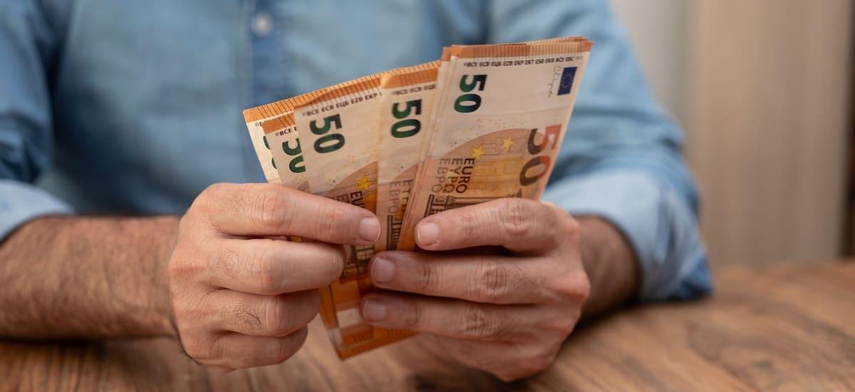 Ayuda de 525 euros para todos los pensionistas vulnerables: ¿cómo solicitarla y cuáles son los requisitos?