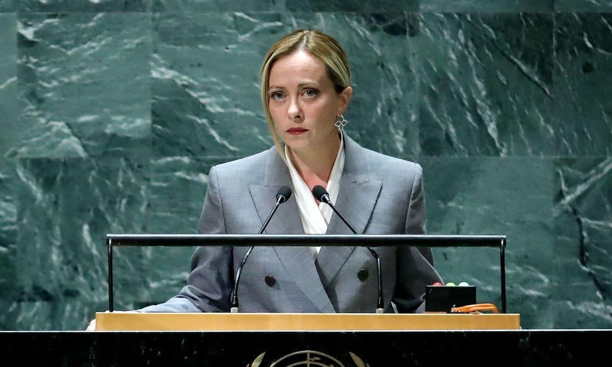 Restaurador borra polémico fresco con el rostro de Giorgia Meloni