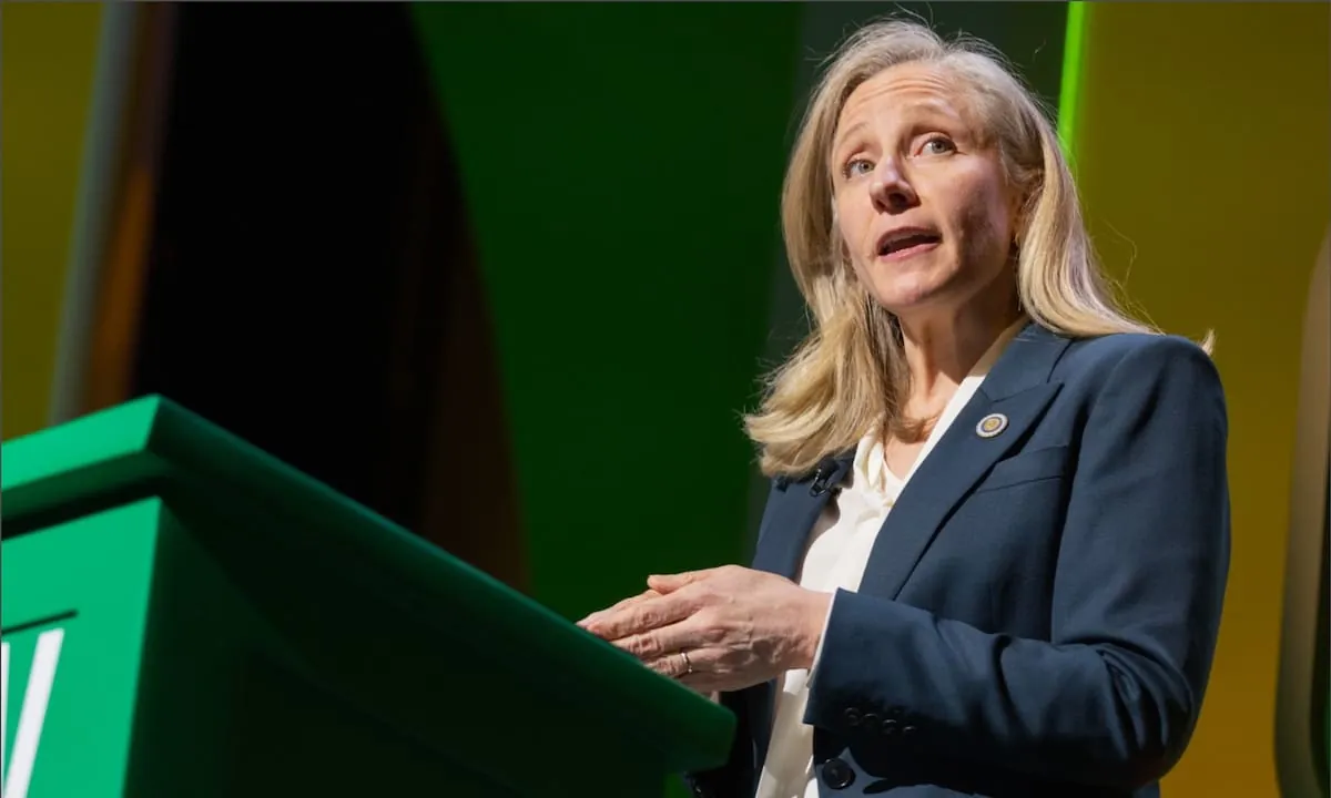 Ganó Spanberger: cómo se benefician los demócratas con el rediseño de distritos electorales en Virginia