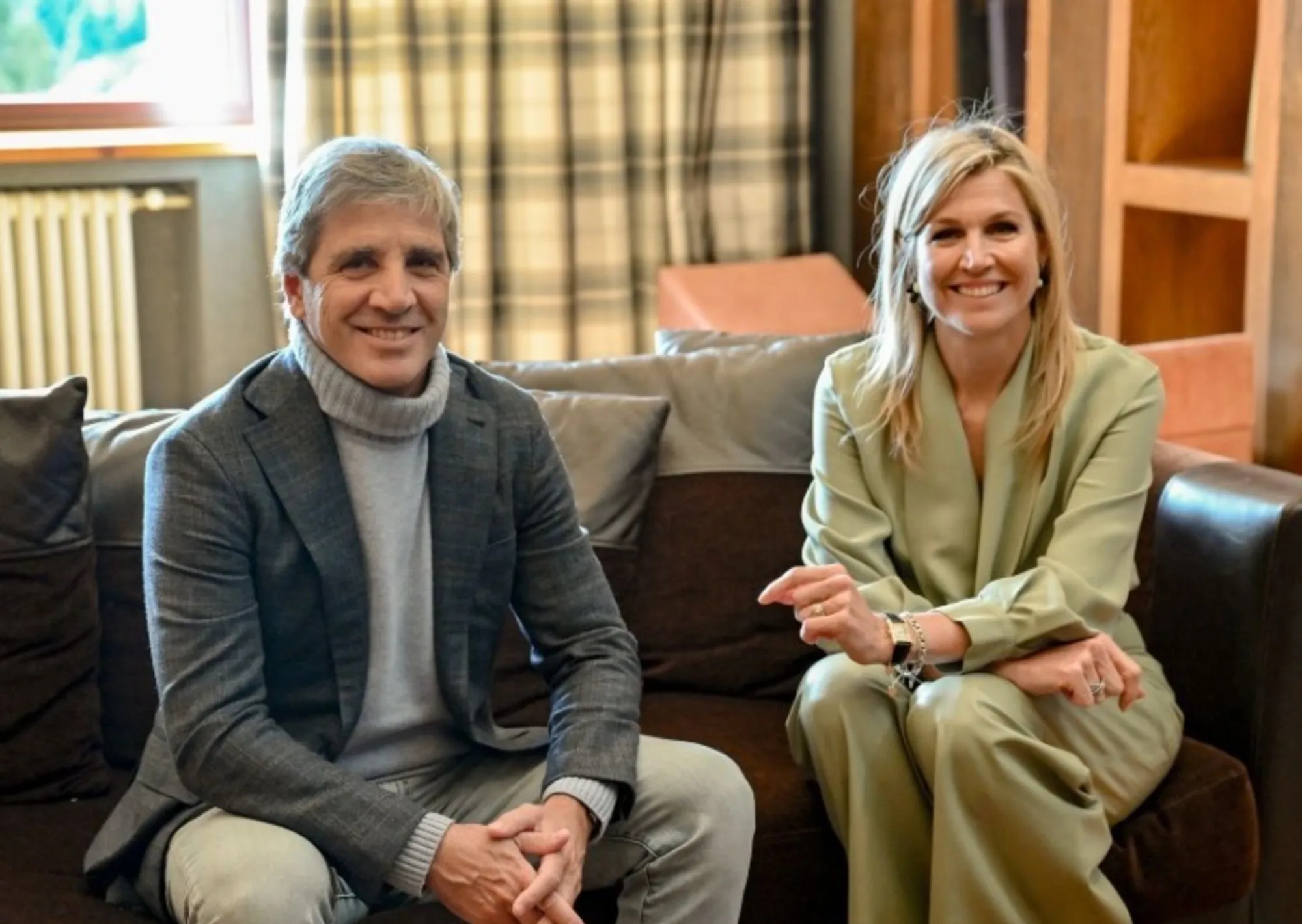 Luis Caputo se reunió con Máxima Zorreguieta, de visita a en la Argentina para participar del Foro Llao Llao