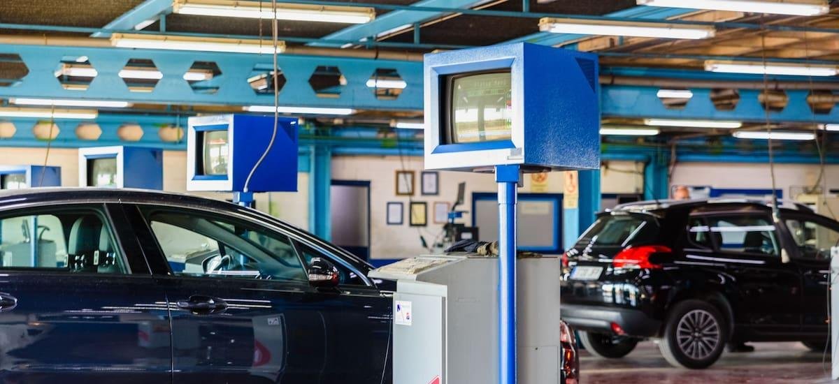 España revisará coche por coche un requisito clave de la DGT: qué es y cómo evitar multas