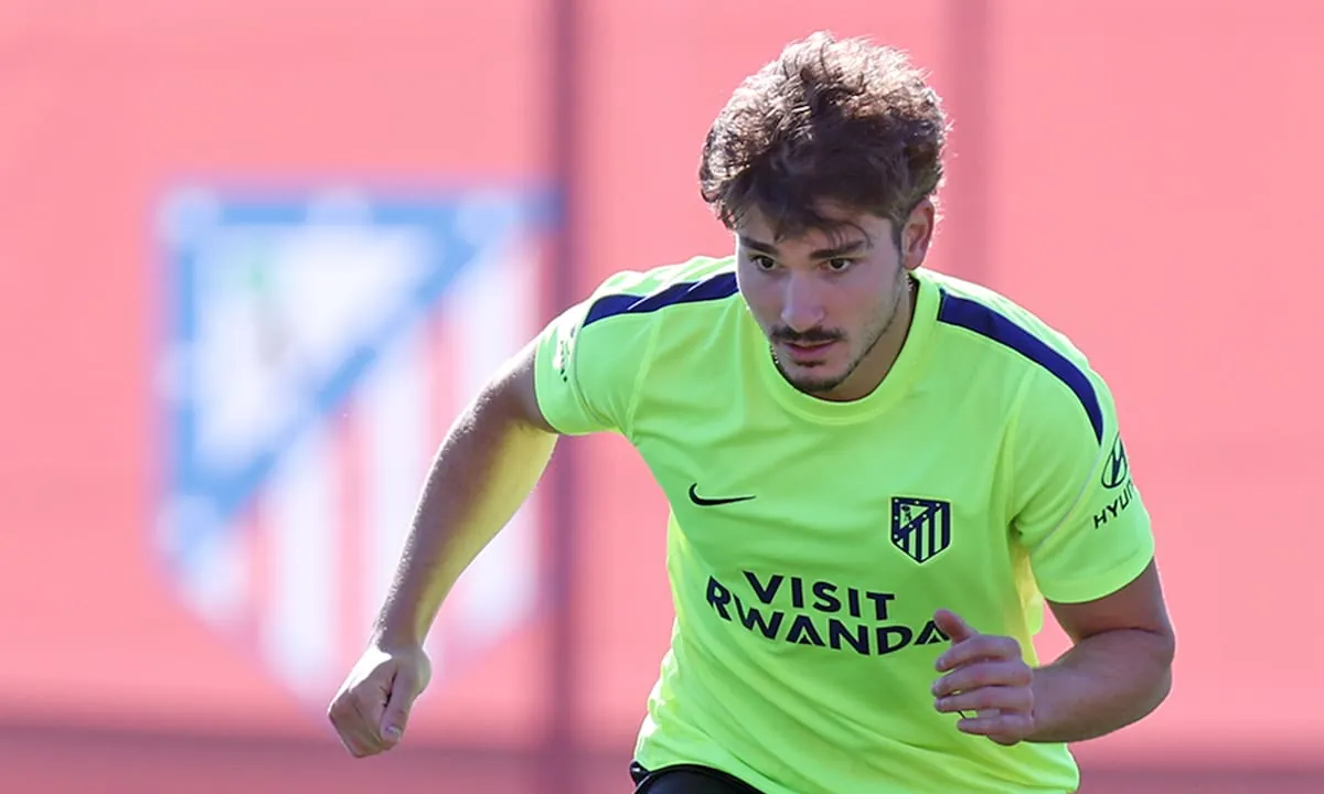 Diego Simeone convocó a Julián Álvarez para el partido contra el Athletic y se ilusiona con su regreso