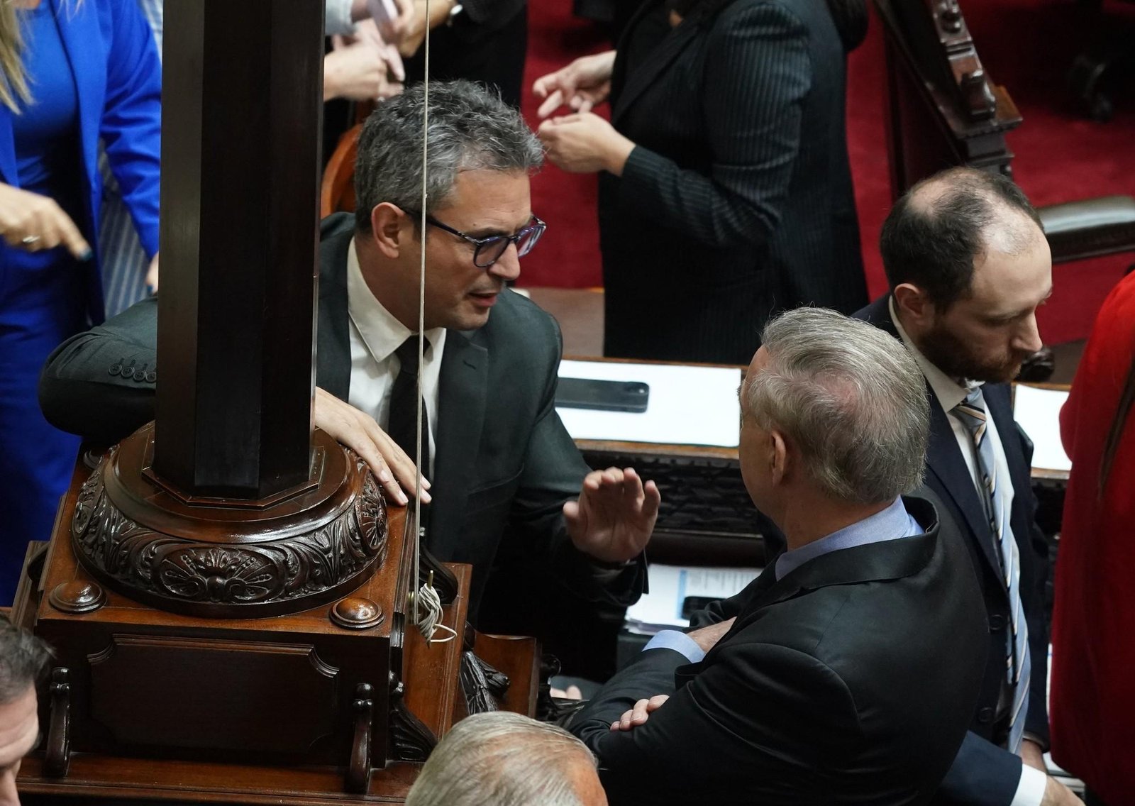 La pelea 2027 moviliza a oficialistas y opositores