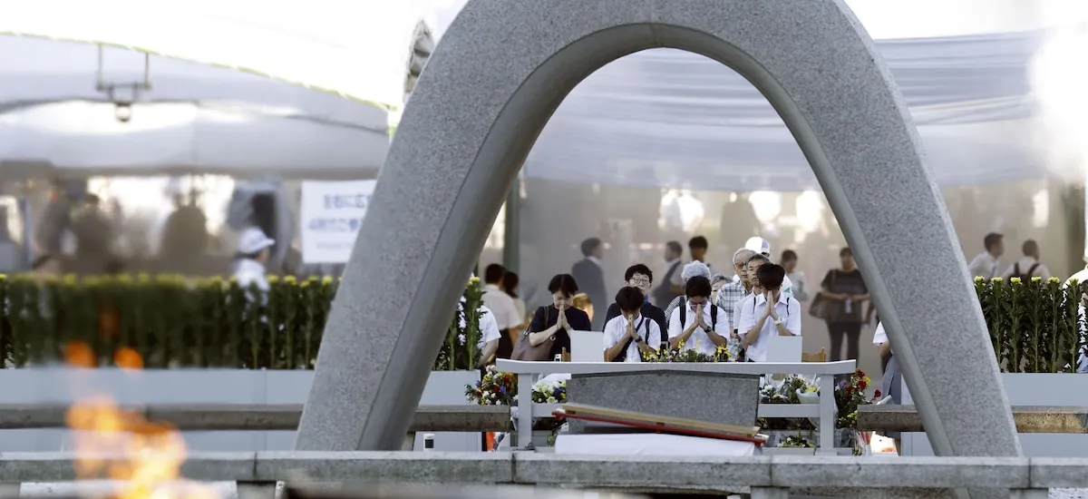Japón conmemoró los 81 años del bombardeo atómico en Hiroshima con un llamado a eliminar las armas nucleares y evitar nuevas guerras