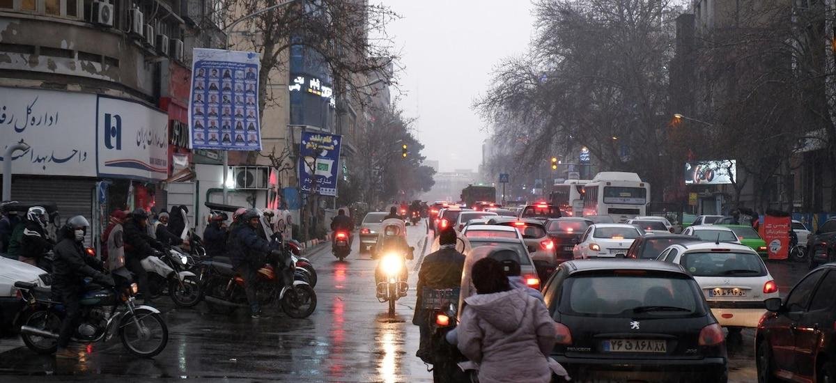 Unas 100.000 personas abandonaron Teherán en los dos primeros días de ofensiva de EEUU e Israel, según ACNUR