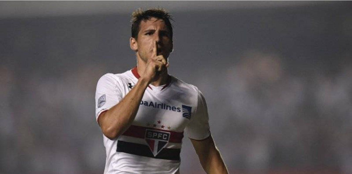 Un exgoleador de Boca fue ofrecido a River y le interesa a Gallardo: quién es