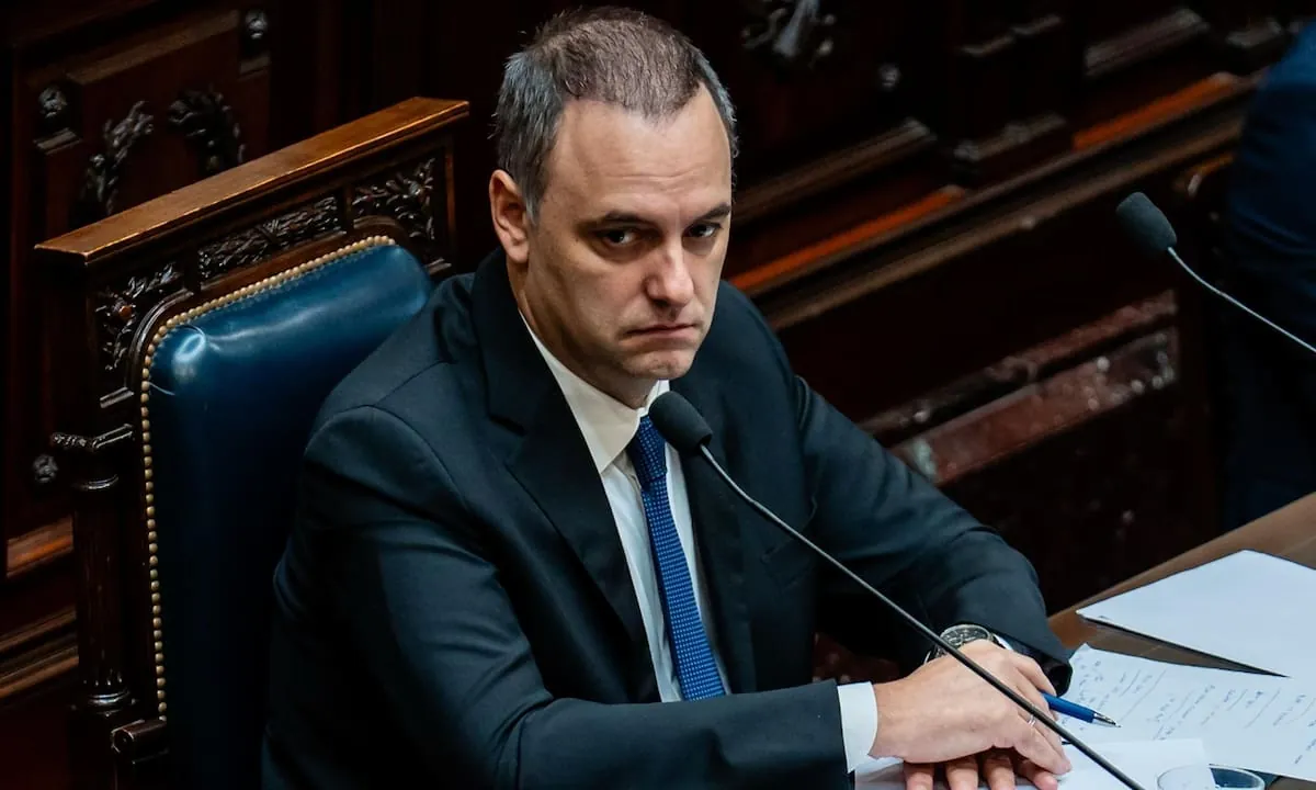 Una por una, las preguntas clave que respondió Manuel Adorni en el Congreso