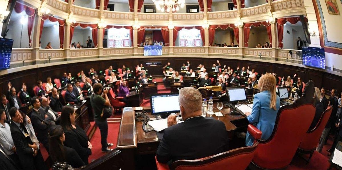 El kirchnerismo se impuso en el Senado bonaerense y logró quedarse con la vicepresidencia primera