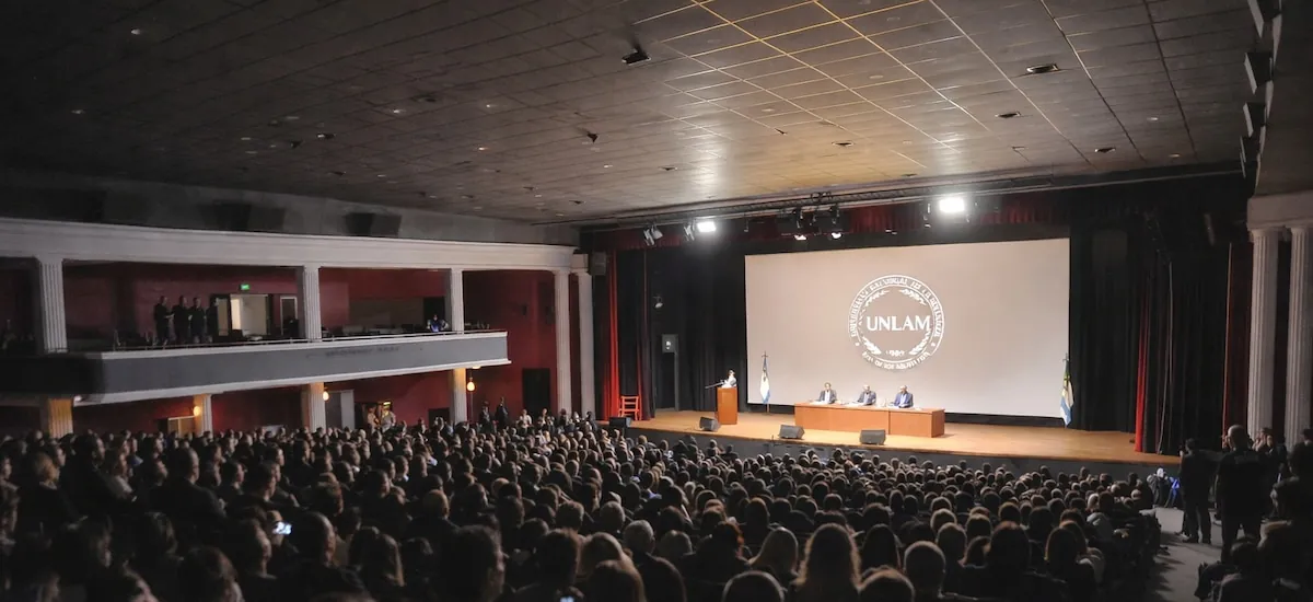 142 fotos de la ceremonia de entrega del Doctorado Honoris Causa a Daniel Hadad
