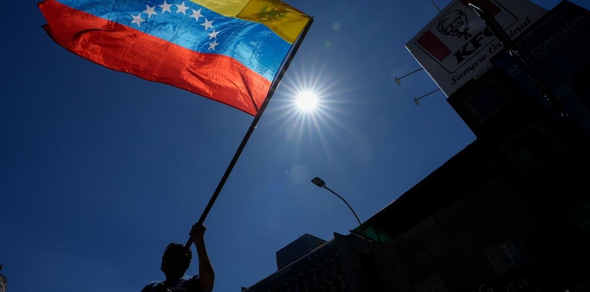 EXCLUSIVA-EEUU aumenta presión sobre Venezuela con amenaza de acusar a presidenta encargada Delcy Rodríguez