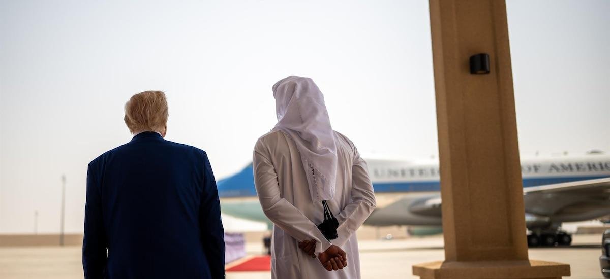 EEUU y seis países árabes, incluida Arabia Saudí, condenan como "injustificados" los ataques de represalia iraníes