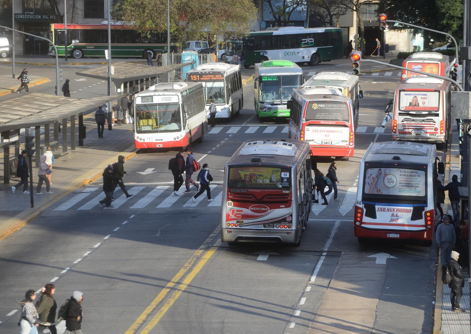 Aumentan colectivos, subtes y peajes en la Ciudad: los nuevos valores de boletos y autopistas