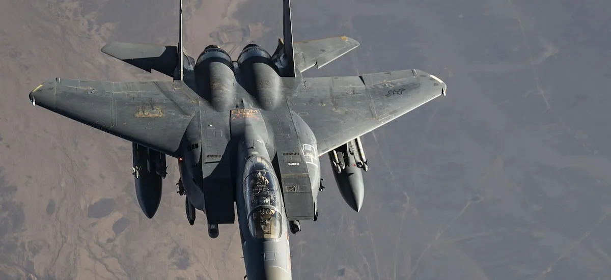 Trump confirma que EEUU ha rescatado al tripulante de un caza derribado que estaba desaparecido en Irán