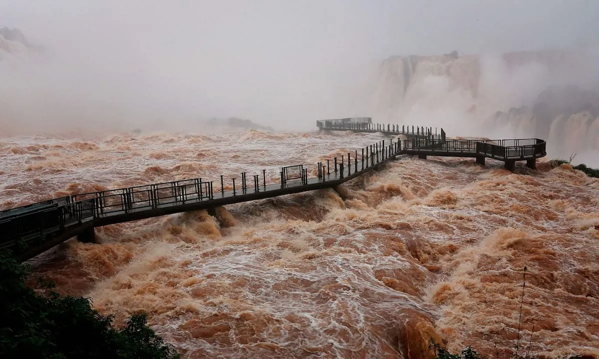 Mañana volverán a cerrar circuitos de las Cataratas del Iguazú por la crecida del río