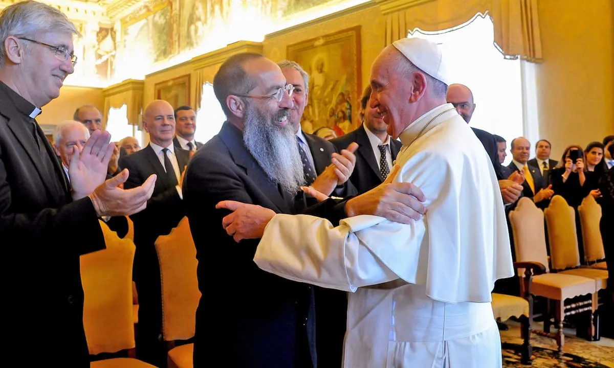 La fraternidad, uno de los rasgos más genuinos del país