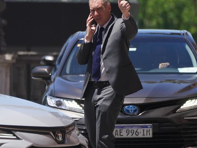 Una por una, las tribus de gobernadores con las que se encuentra Santilli para negociar votos en el Congreso