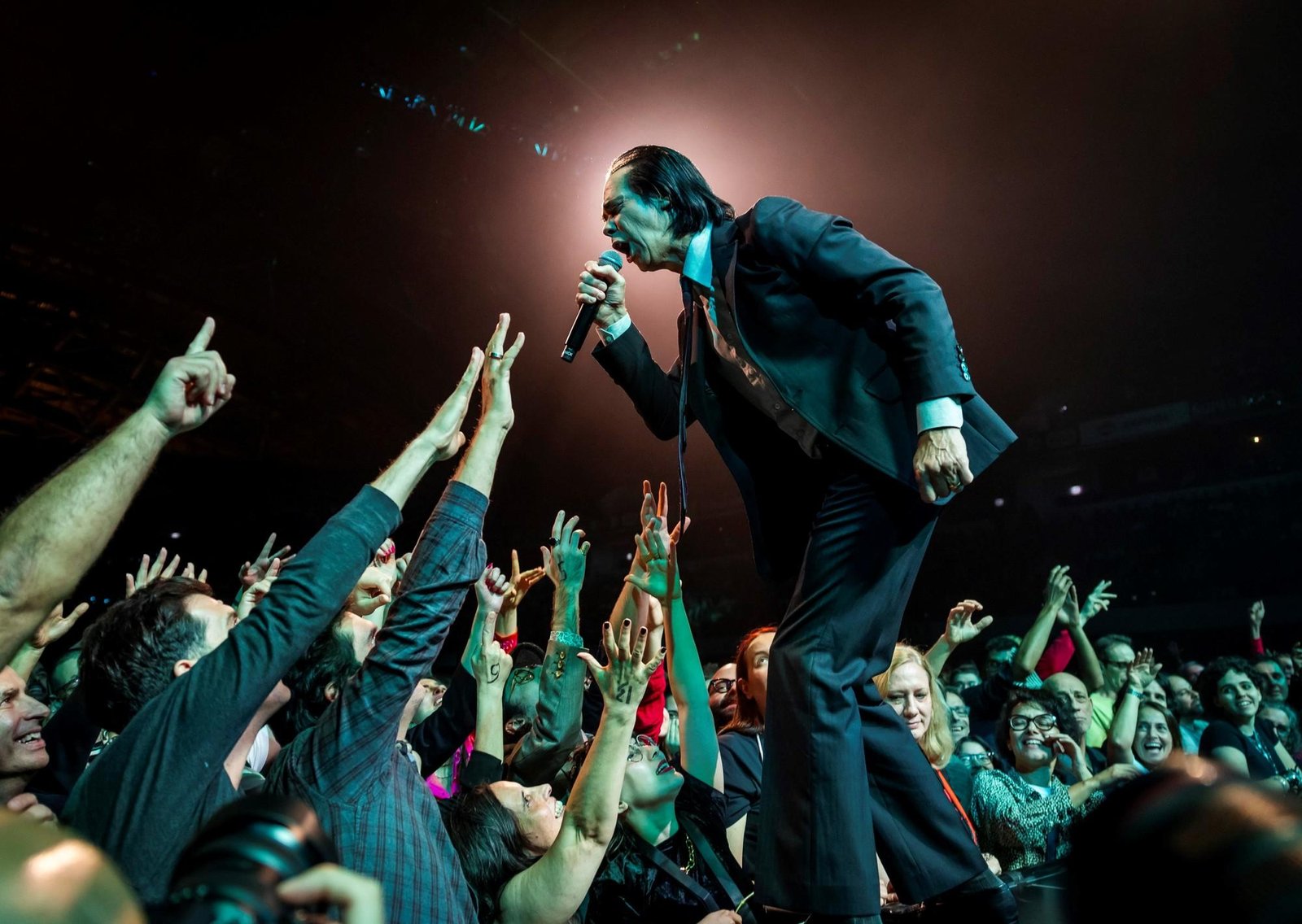 Nick Cave reflexiona sobre el poder espiritual de un concierto de Radiohead en Londres