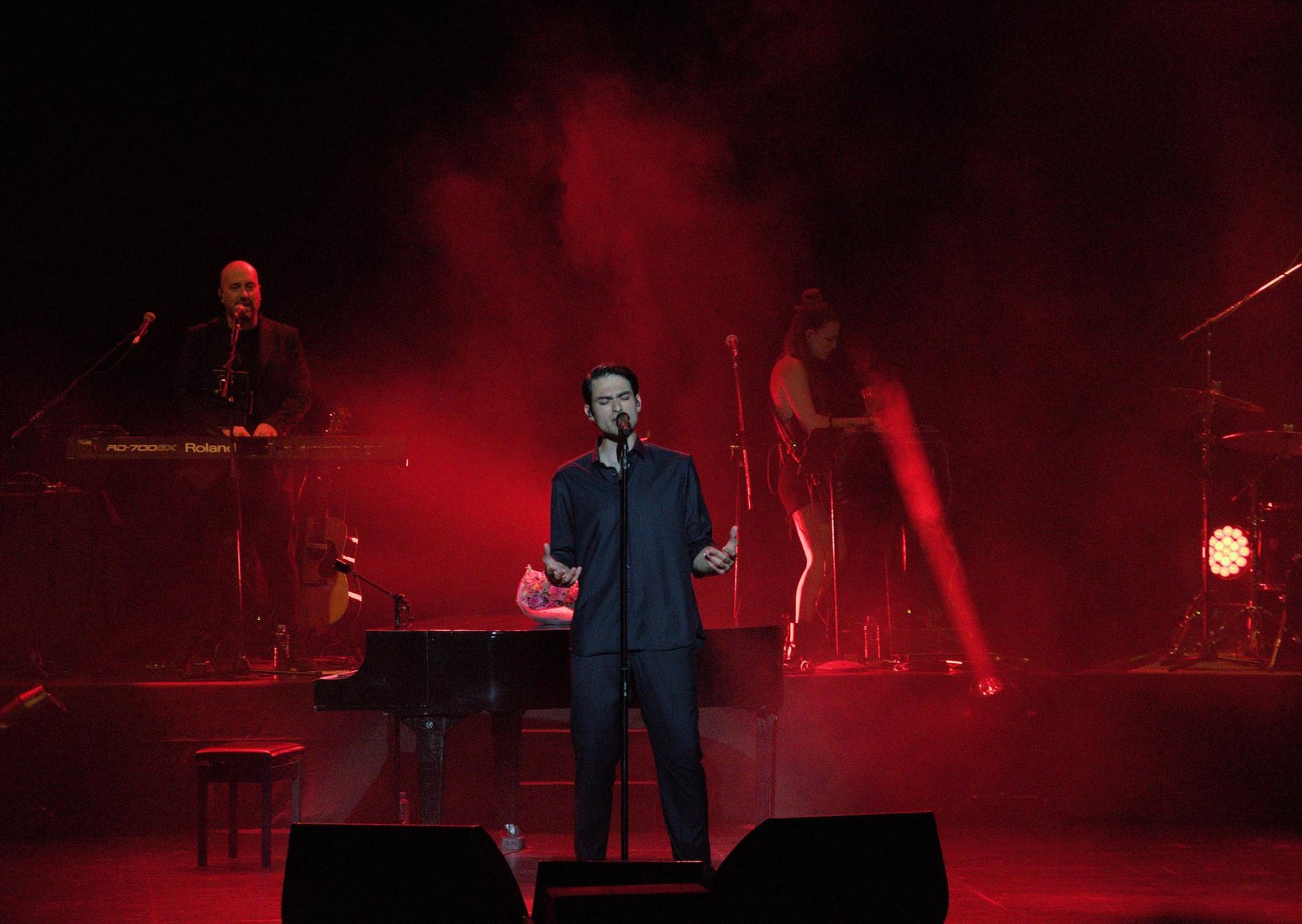 Matteo Bocelli cantó por primera vez en Argentina y brilló en un show trilingüe: oda a la elegancia y a la academia