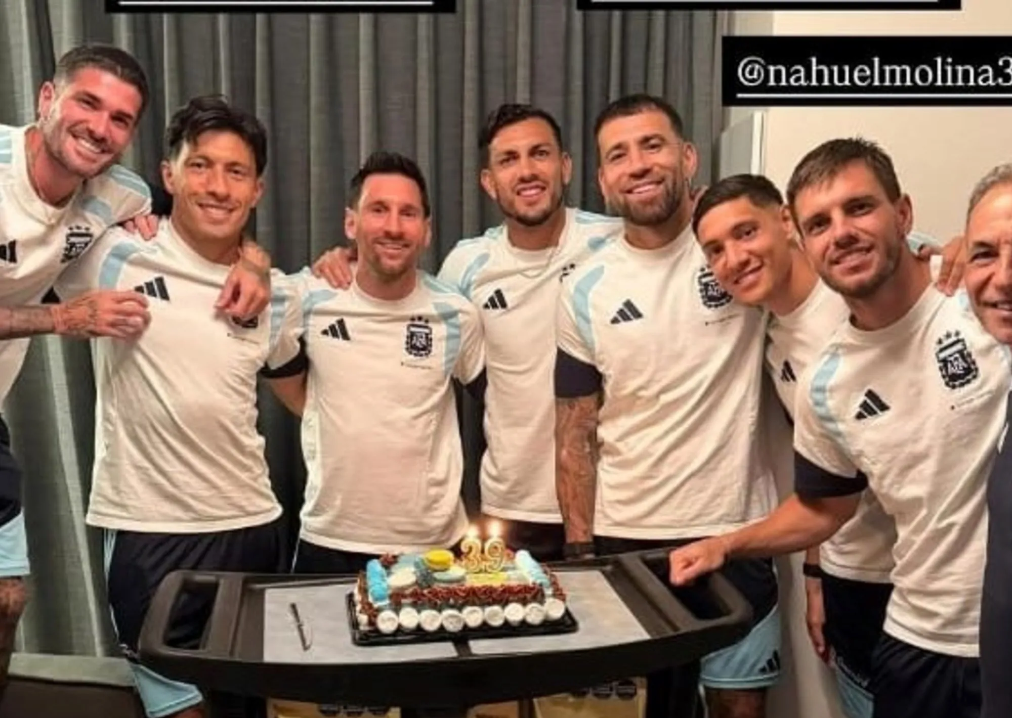 Messi mostró la intimidad de su cumpleaños 39 con la Selección: quiénes están en la foto y el detalle goloso que se hizo viral