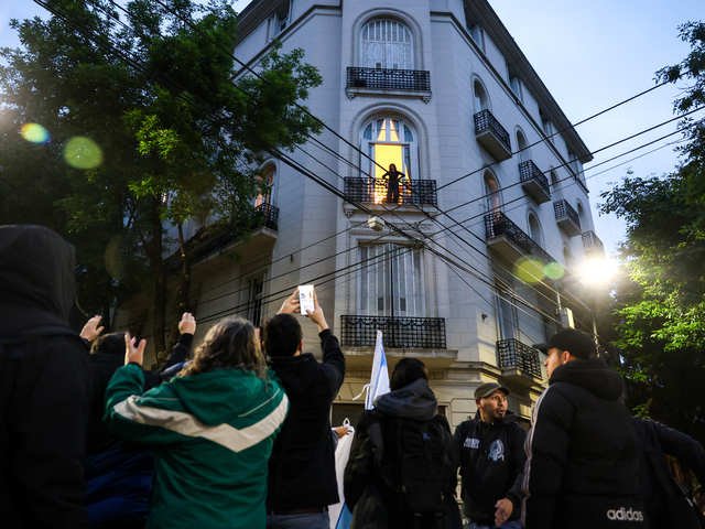 Desangelada conmemoraciГіn por la muerte de NГ©stor Kirchner, en medio de la derrota electoral y la interna K