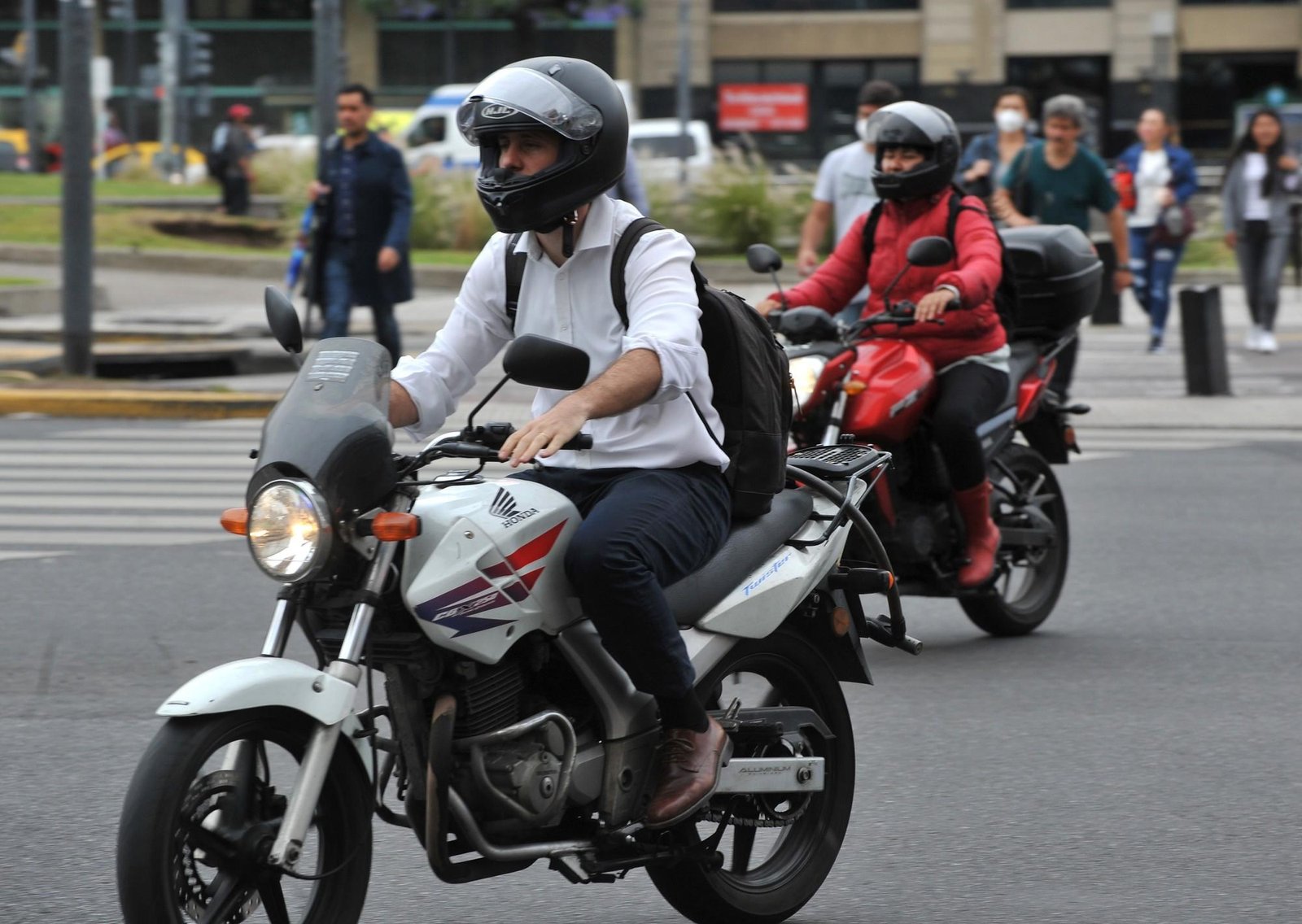 Motos 0 km en 24 o 36 cuotas a baja tasa: los 3 nuevos planes, cuánto ofrecen y cómo acceder