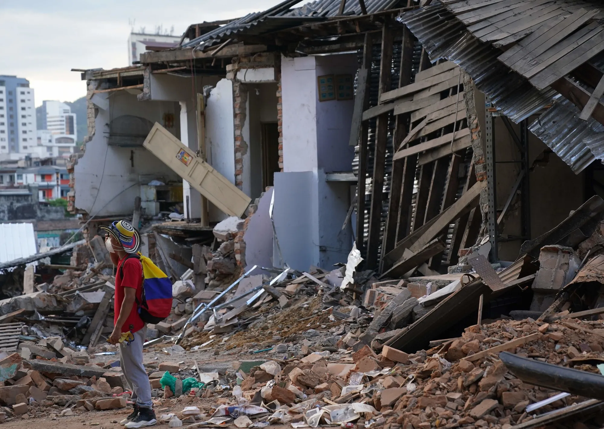 Terremoto de 7.4 en Colombia hoy, EN VIVO: heridos, muertos, derrumbes y todas las noticias del sismo este 14 de agosto