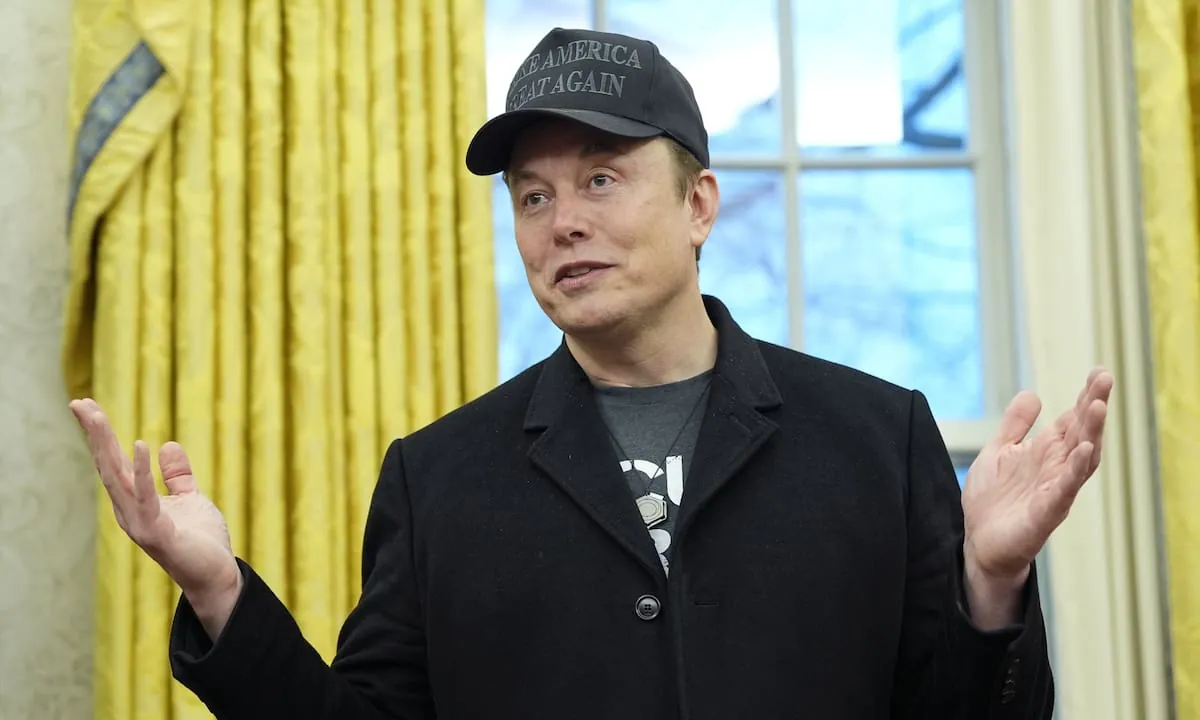 Musk insta a Zelenski a dejar el poder en Ucrania