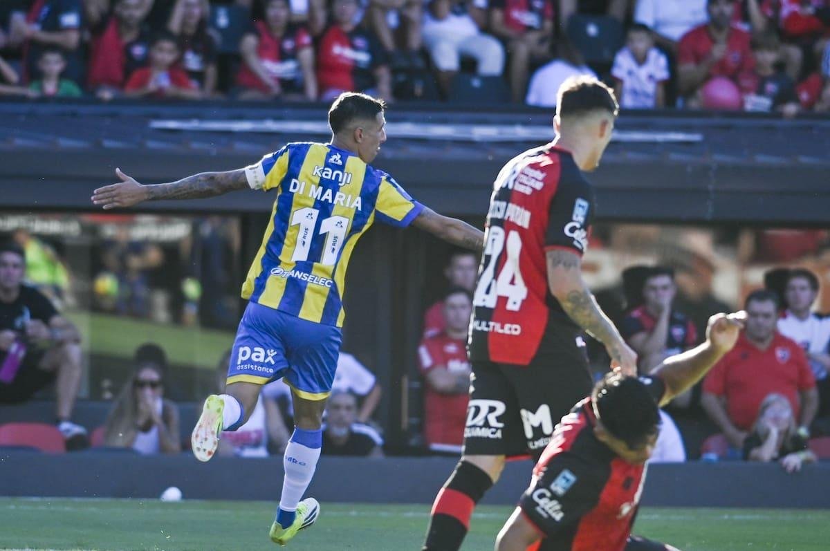 Con otro gol de Di María, que salió lesionado, Central le volvió a ganar a Newell’s y agravó su crisis
