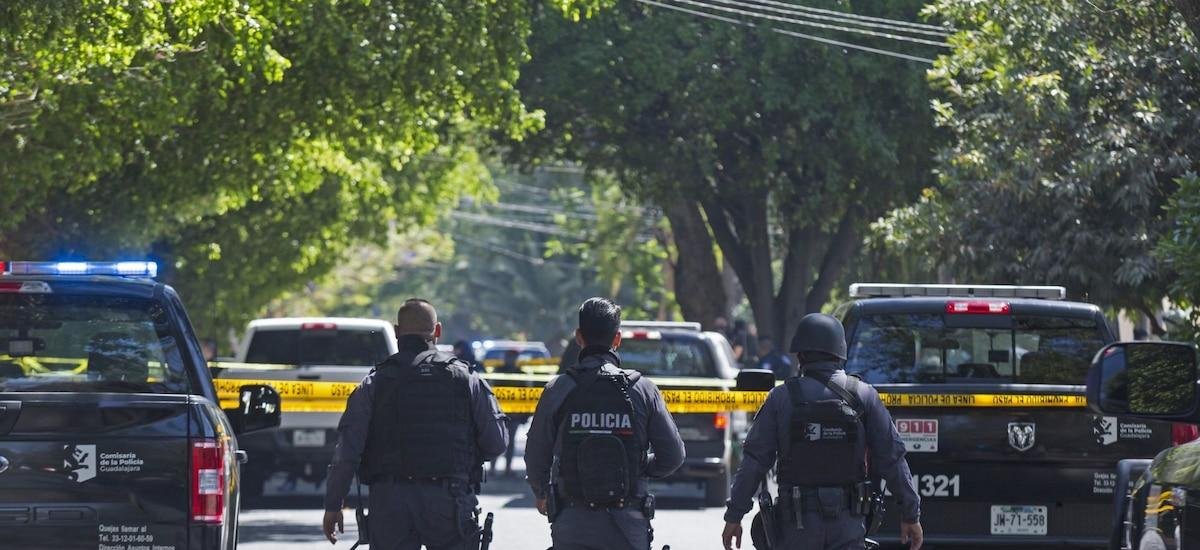 Sentencian a dos hombres por ataque armado contra policías que dejó un agente muerto en Zapopan, Jalisco