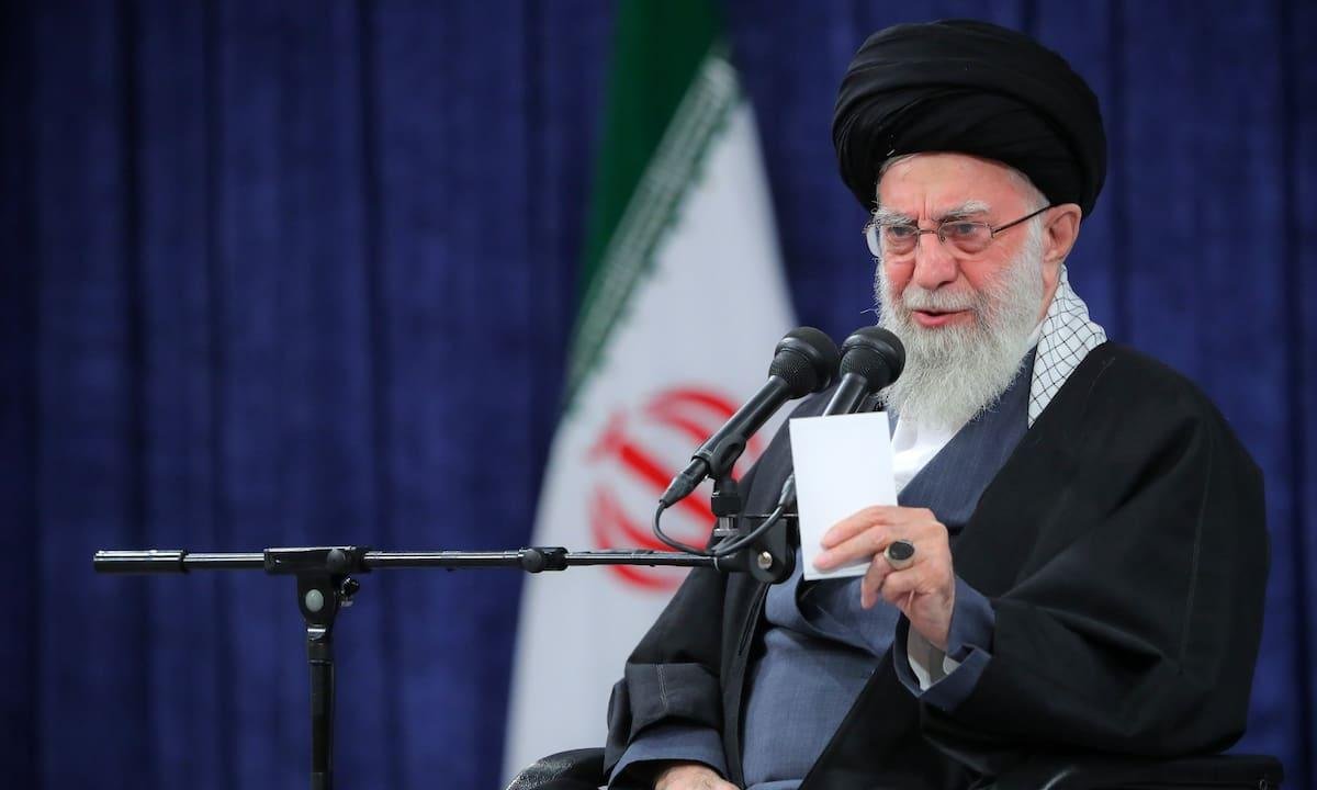 PERFIL-El ayatolá Jamenei encarnó un temible régimen antioccidental en Irán