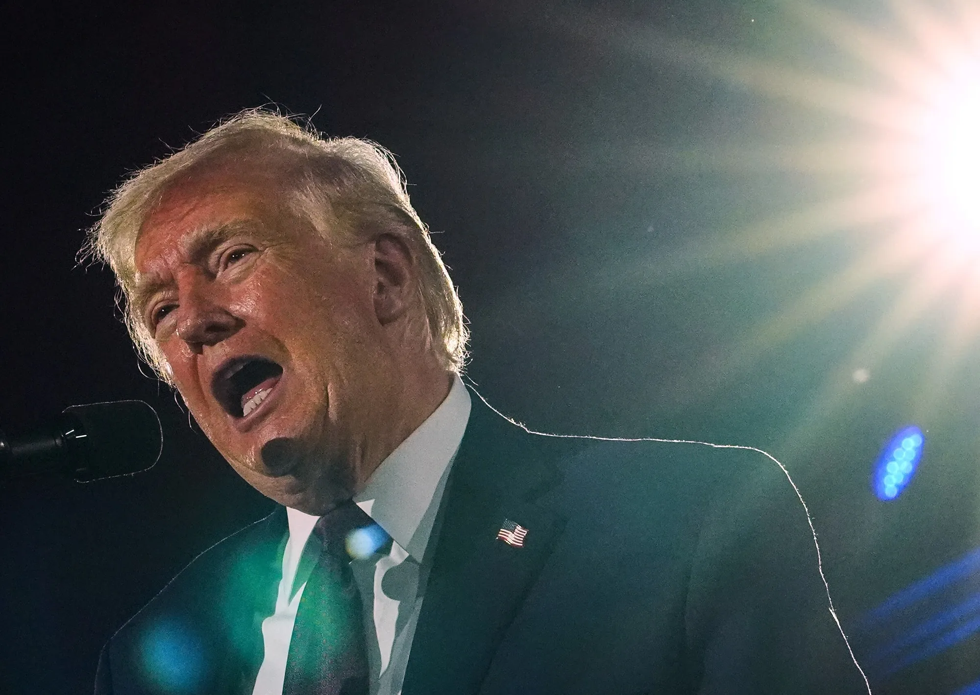 Donald Trump dice que las autoridades de Irán quieren un acuerdo pero lo niegan por miedo a "ser asesinados por su propia gente"