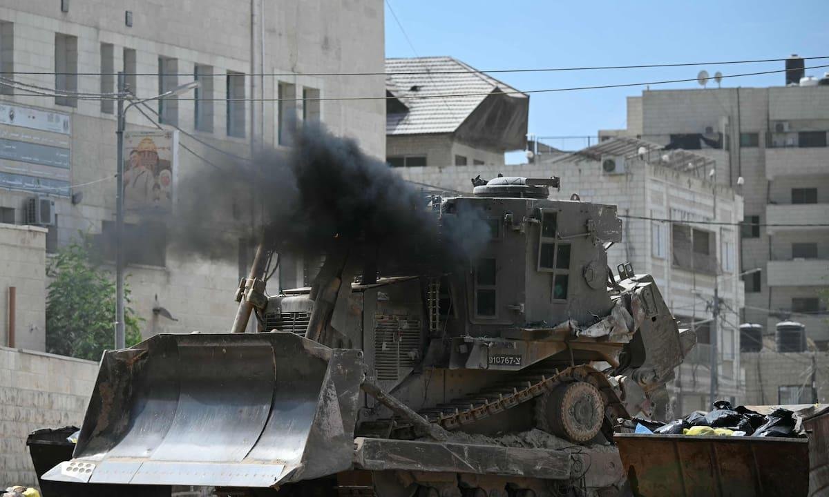 La opulenta y "segura" Dubái, golpeada por la guerra en Oriente Medio