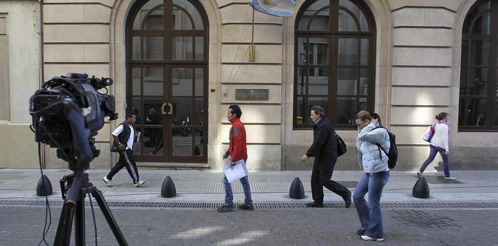 DNU de Inteligencia: Menem y Villarruel demoran la conformación de la Bicameral para tratarlo en el Congreso