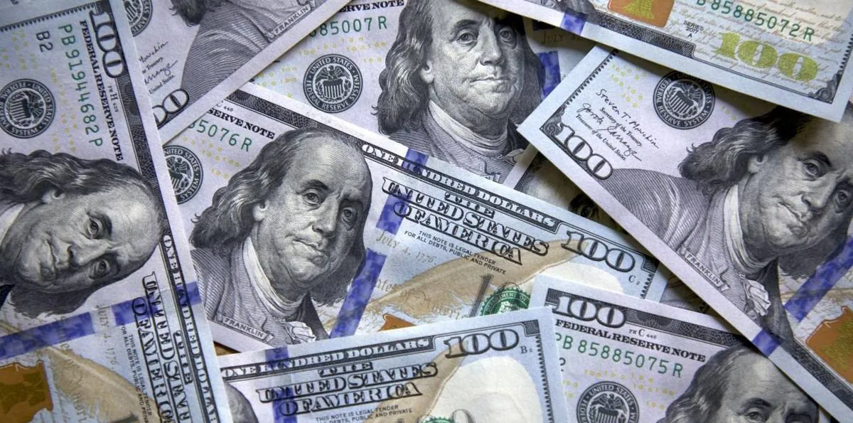 Alerta en el Banco Central: revelan cuántos millones de dólares se fueron de Argentina en mayo