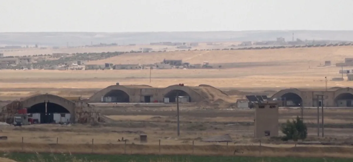 El embajador de Estados Unidos criticó el bombardeo una base siria cerca de la frontera con Turquía