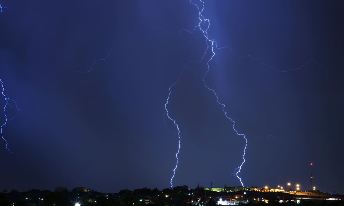 Noticias de Texas: cuándo llegan el frente frío y las tormentas eléctricas, y transporte gratuito por las elecciones