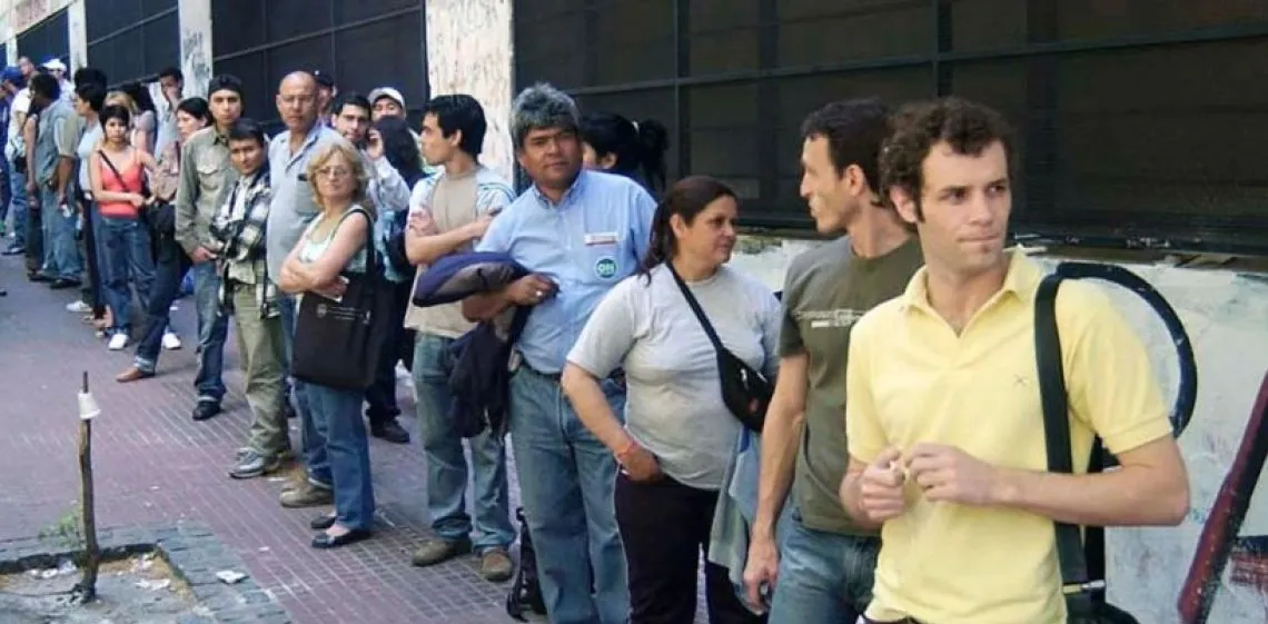 Falta de trabajo y pluriempleo: qué dicen las encuestas en Córdoba y el país