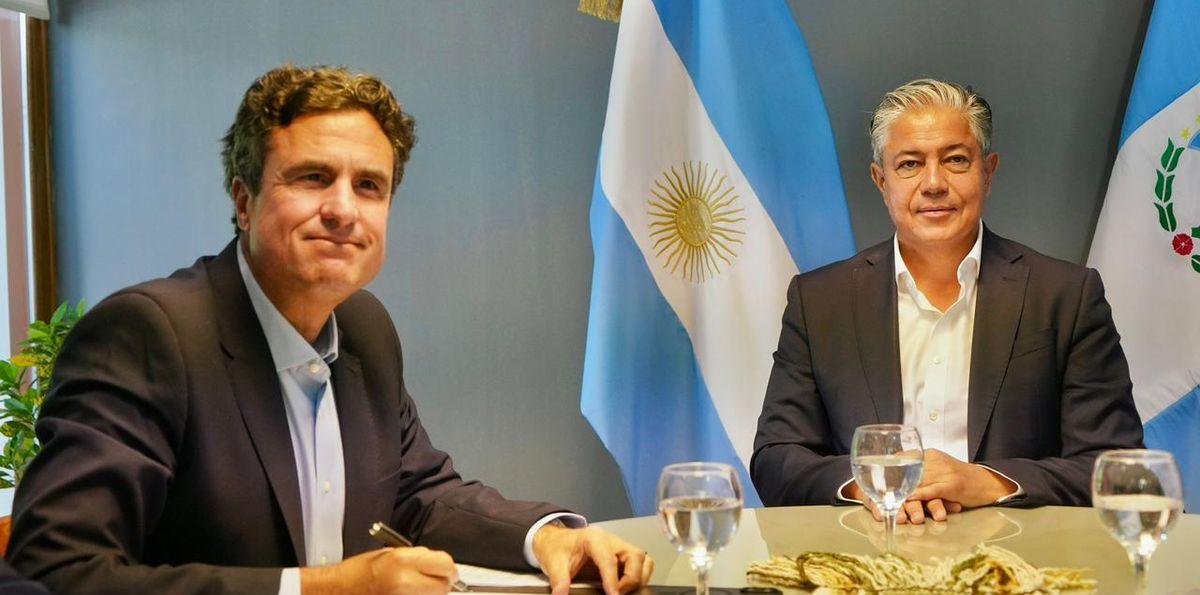 Pluspetrol destinará u$s1 millón a becas educativas en Neuquén