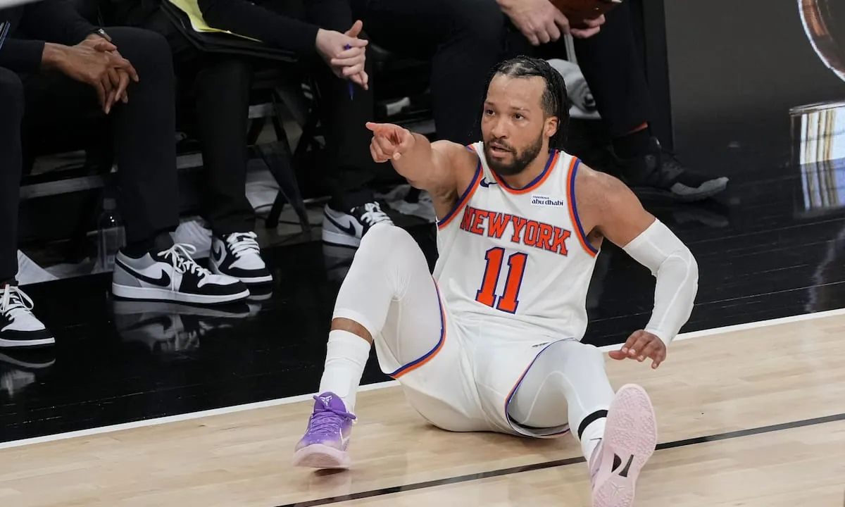 Brunson anota 30 y Knicks les roban a Spurs el primer partido de las Finales, por 105-95